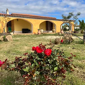 https://villa-grecale.in-sardinia.net